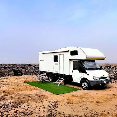 Kemp Autocaravana Fija En Parcela Ideal Para Surferos