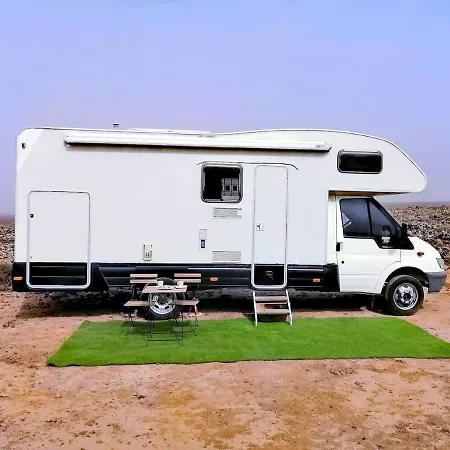Autocaravana Fija En Parcela Ideal Para Surferos * Lajares
